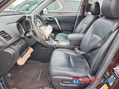 Zdjęcie 7 z 13 samochodu: 2013 TOYOTA HIGHLANDER SE VIN:5TDBK3EH6DS188884 - miniatura
