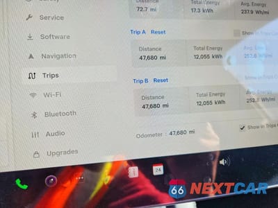 Zdjęcie 9 z 11 samochodu: 2023 TESLA MODEL Y VIN:7SAYGDEE5PF704526 - miniatura