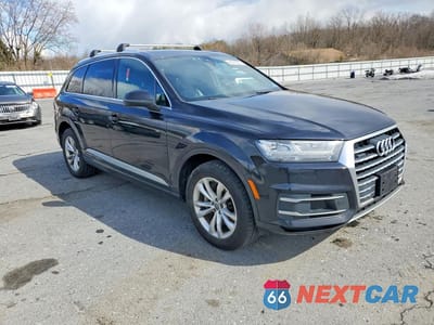 Czwarte zdjęcie samochodu z boku: 2018 AUDI Q7 PREMIUM PLUS VIN:WA1LHAF79JD018565 - miniatura