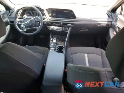 Zdjęcie 8 z 12 samochodu: 2023 HYUNDAI SONATA SEL VIN:KMHL64JAXPA331159 - miniatura