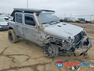 Czwarte zdjęcie samochodu z boku: 2018 JEEP WRANGLER UNLIMITED SPORT VIN:1C4HJXDG0JW136997 - miniatura