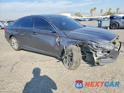 Czwarte zdjęcie samochodu z boku: 2018 HONDA ACCORD LX VIN:1HGCV1F11JA127924 - miniatura