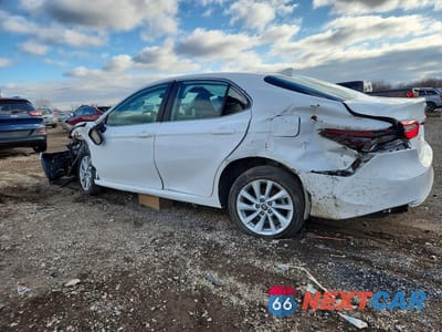 Drugie zdjęcie samochodu z przodu: 2022 TOYOTA CAMRY LE VIN:4T1C11AK7NU678160 - miniatura