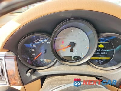 Zdjęcie 9 z 14 samochodu: 2015 PORSCHE MACAN S VIN:WP1AB2A59FLB50375 - miniatura