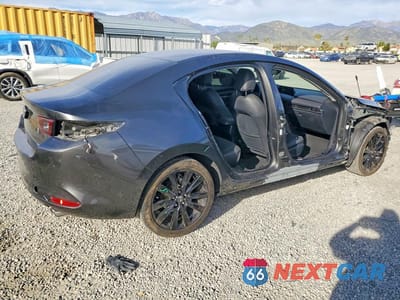 Trzecie zdjęcie samochodu z tyłu: 2024 MAZDA 3 SELECT SPORT VIN:3MZBPABM2RM400790 - miniatura