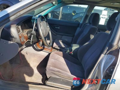 Zdjęcie 7 z 12 samochodu: 2003 SUBARU LEGACY L VIN:4S3BE635337210382 - miniatura