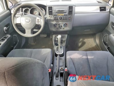 Zdjęcie 8 z 12 samochodu: 2009 NISSAN VERSA 1.8 S VIN:3N1BC13E69L372006 - miniatura