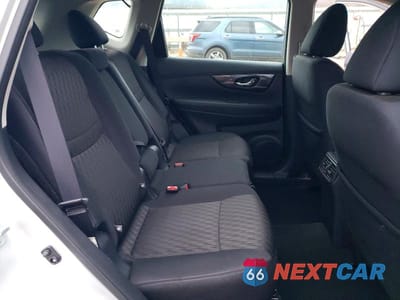 Zdjęcie 11 z 12 samochodu: 2018 NISSAN ROGUE S VIN:5N1AT2MT5JC789544 - miniatura