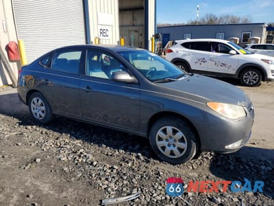 Czwarte zdjęcie samochodu z boku: 2007 HYUNDAI ELANTRA GLS VIN:KMHDU46D37U145040 - miniatura