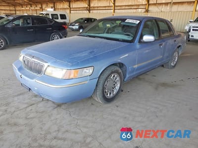 1998 MERCURY GRAND MARQUIS GS 2MEFM74W8WX616026 - główne zdjęcie licytacji z USA - miniatura