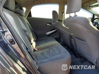 Zdjęcie 10 z 11 samochodu: 2011 TOYOTA PRIUS THREE VIN:JTDKN3DU5B1393029 - miniatura
