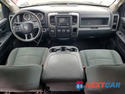 Zdjęcie 8 z 12 samochodu: 2018 RAM 1500 ST VIN:1C6RR6FGXJS177169 - miniatura