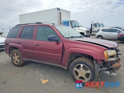 Czwarte zdjęcie samochodu z boku: 2005 CHEVROLET TRAILBLAZER LS VIN:1GNDT13S152341664 - miniatura