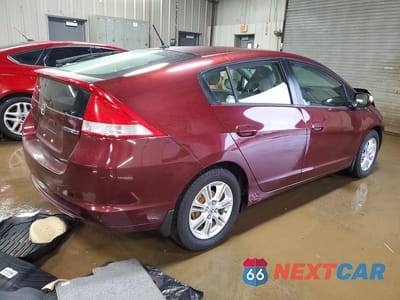 Trzecie zdjęcie samochodu z tyłu: 2011 HONDA INSIGHT EX VIN:JHMZE2H79BS008139 - miniatura