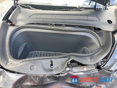 Zdjęcie 11 z 12 samochodu: 2024 TESLA MODEL Y VIN:7SAYGDED0RA329636 - miniatura