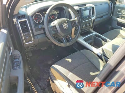 Zdjęcie 8 z 12 samochodu: 2017 RAM 1500 SLT VIN:1C6RR6GG6HS657220 - miniatura