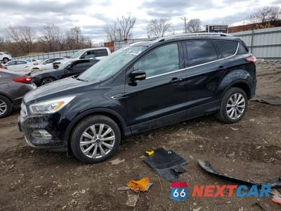 2017 FORD ESCAPE TITANIUM 1FMCU9JD0HUC84866 - główne zdjęcie licytacji z USA - miniatura