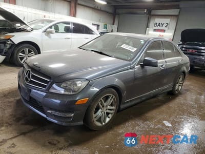 2014 MERCEDES-BENZ C 300 4MATIC WDDGF8AB1EA933117 - główne zdjęcie licytacji z USA - miniatura
