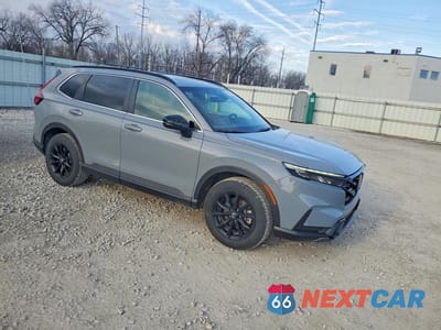 Czwarte zdjęcie samochodu z boku: 2024 HONDA CR-V SPORT VIN:5J6RS6H56RL024474 - miniatura