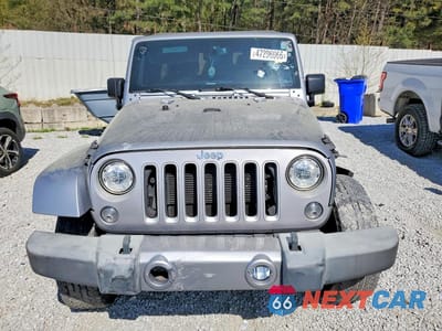 Piąte zdjęcie samochodu w środku: 2018 JEEP WRANGLER UNLIMITED SAHARA VIN:1C4HJWEG5JL919145 - miniatura