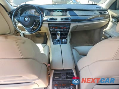 Zdjęcie 8 z 12 samochodu: 2009 BMW 750 LI VIN:WBAKB83539CY59374 - miniatura
