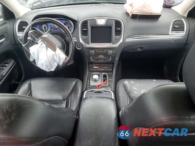 Zdjęcie 8 z 11 samochodu: 2019 CHRYSLER 300 TOURING VIN:2C3CCAAG2KH568954 - miniatura
