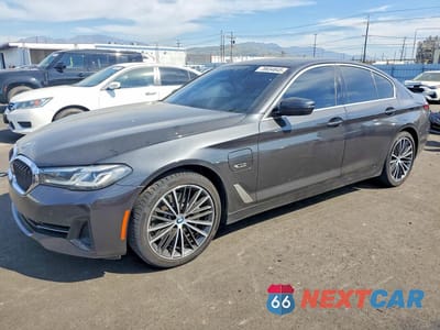 2022 BMW 530E WBA13AG03NCH77642 - główne zdjęcie licytacji z USA - miniatura