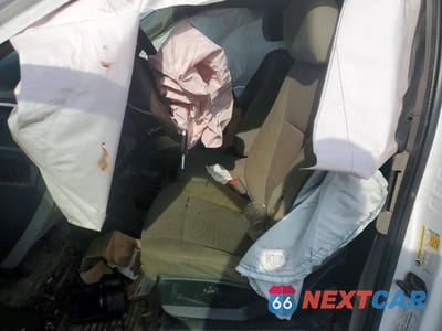 Zdjęcie 7 z 11 samochodu: 2019 FORD F350 SRW SUPER DUTY VIN:1FT8X3BT3KEG35906 - miniatura