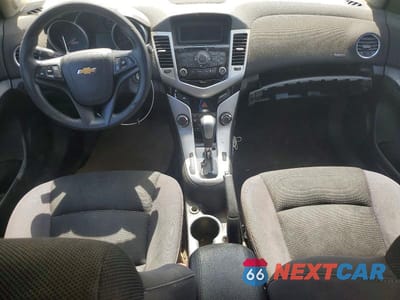 Zdjęcie 8 z 12 samochodu: 2015 CHEVROLET CRUZE LT VIN:1G1PC5SB9F7137898 - miniatura