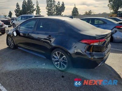 Drugie zdjęcie samochodu z przodu: 2021 TOYOTA COROLLA XSE VIN:5YFT4MCE0MP059786 - miniatura