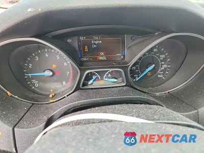 Zdjęcie 9 z 12 samochodu: 2018 FORD FOCUS SE VIN:1FADP3F26JL327290 - miniatura