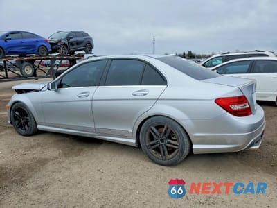 Drugie zdjęcie samochodu z przodu: 2013 MERCEDES-BENZ C300W 4MATIC 4DR VIN:WDDGF8AB6DA797677 - miniatura