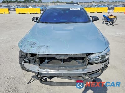 Piąte zdjęcie samochodu w środku: 2016 BMW M4 VIN:WBS3R9C56GK338315 - miniatura