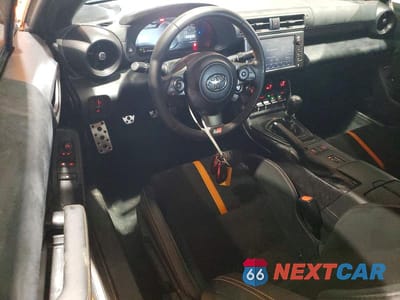 Zdjęcie 8 z 13 samochodu: 2023 TOYOTA GR86 10TH ANNIVERSARY SPECIAL EDITI VIN:JF1ZNBG15P9754848 - miniatura