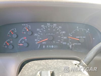 Zdjęcie 9 z 13 samochodu: 2000 FORD F250 SUPER DUTY VIN:1FTNX21F9YEE54360 - miniatura