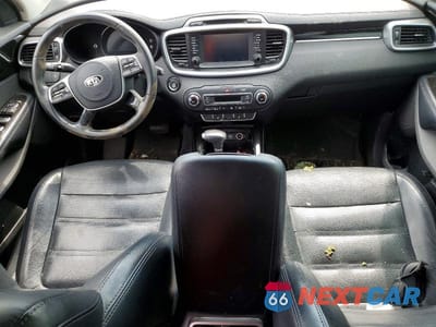 Zdjęcie 8 z 12 samochodu: 2019 KIA SORENTO EX V6 VIN:5XYPH4A50KG568397 - miniatura