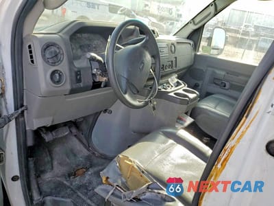 Zdjęcie 8 z 13 samochodu: 2016 FORD ECONOLINE E350 SUPER DUTY CUTAWAY VAN VIN:1FDWE3FL7GDC18739 - miniatura