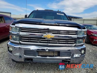 Piąte zdjęcie samochodu w środku: 2016 CHEVROLET SILVERADO C3500 LT VIN:1GC4CZC80GF132620 - miniatura