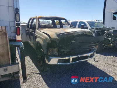 Czwarte zdjęcie samochodu z boku: 2008 FORD F350 SUPER DUTY VIN:1FDWW37R38ED08739 - miniatura