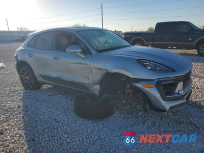 Czwarte zdjęcie samochodu z boku: 2026 PORSCHE MACAN BASE VIN:WP1AA2A52TLB00674 - miniatura
