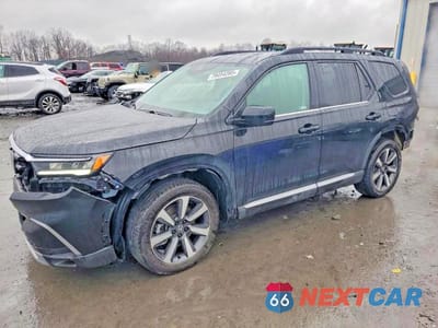 2025 HONDA PILOT TOURING 5FNYG1H76SB121366 - główne zdjęcie licytacji z USA - miniatura