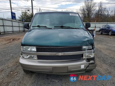 Piąte zdjęcie samochodu w środku: 2003 CHEVROLET ASTRO VIN:1GNDM19XX3B112879 - miniatura
