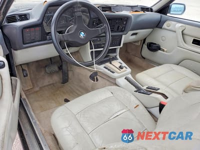 Zdjęcie 8 z 12 samochodu: 1987 BMW 635 CSI AUTOMATIC L6 VIN:WBAEC8401H3265670 - miniatura