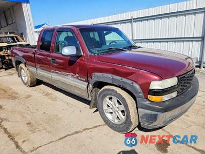 Czwarte zdjęcie samochodu z boku: 2000 CHEVROLET SILVERADO C1500 VIN:2GCEC19T9Y1105104 - miniatura