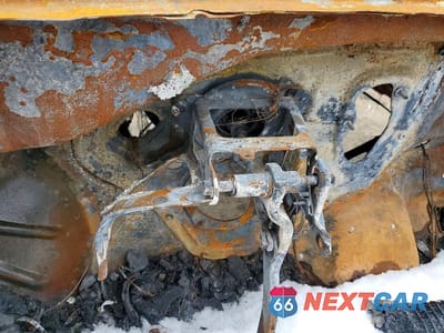 Zdjęcie 9 z 12 samochodu: 2006 PONTIAC GRAND PRIX VIN:2G2WP552961154558 - miniatura