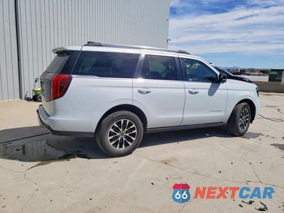 Trzecie zdjęcie samochodu z tyłu: 2025 FORD EXPEDITION PLATINUM VIN:1FMJU1M81SEA21567 - miniatura