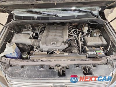 Zdjęcie 11 z 12 samochodu: 2019 TOYOTA TUNDRA LIMITED VIN:5TFBY5F12KX858126 - miniatura