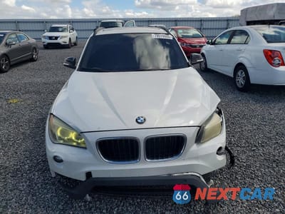 Piąte zdjęcie samochodu w środku: 2014 BMW X1 SDRIVE28I VIN:WBAVM1C51EVW52592 - miniatura