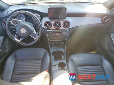 Zdjęcie 8 z 12 samochodu: 2015 MERCEDES-BENZ CLA 250 VIN:WDDSJ4EB9FN284429 - miniatura