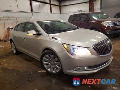 Czwarte zdjęcie samochodu z boku: 2014 BUICK LACROSSE PREMIUM VIN:1G4GE5G39EF265447 - miniatura